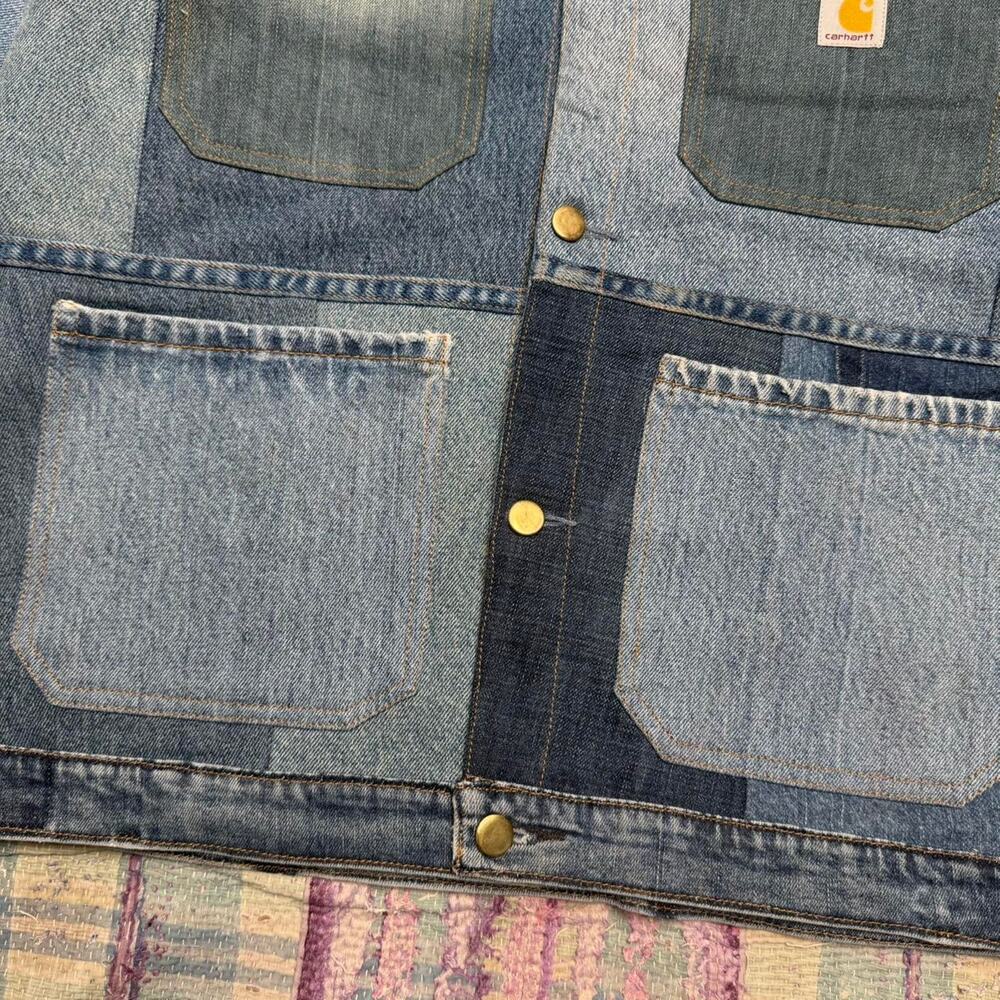 Custom upcycled carhartt chore jacket size medium - Picture 4 of 8